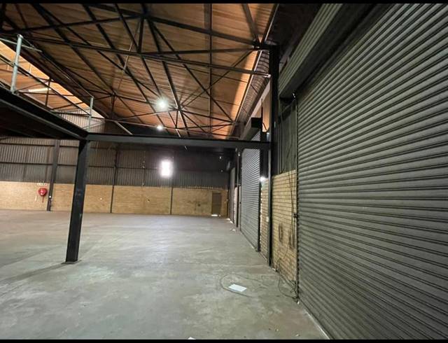 INDUSTRIAL PROPERTY TO RENT IN HENNOPSPARK